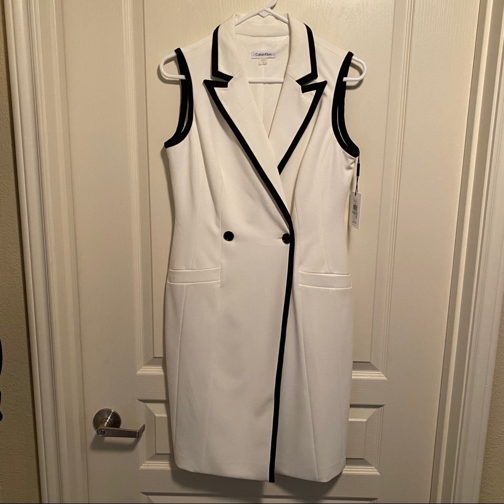 NWT - Calvin Klein Sleeveless Sheath